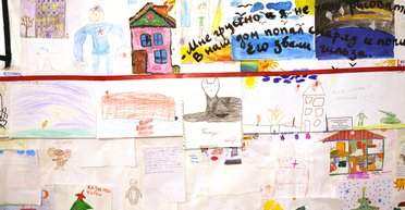 Лекарства от страха и агрессии. Как рисунки детей-переселенцев помогают взрослым понять, что такое мир, война и дом