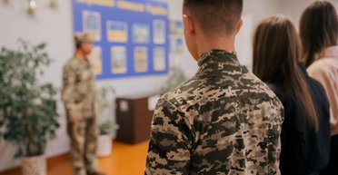 БПЛА та тактична медицина в школах: що входить до оновленого курсу "Захист України"