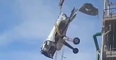 У Росії показали нібито уламки БПЛА, який вдарив по заводу в Татарстані, — соцмережі (відео)