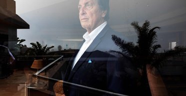 Батько Ілона Маска відреагував на образи від трансгендерної онуки