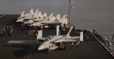 Операція в Червоному морі: з палуби авіаносця "Гаррі Трумен" звалився винищувач F/A-18E