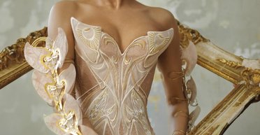 Справжній шедевр: у мережі показали одну з найкрасивіших і найскладніших суконь Met Gala 2024