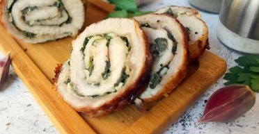 Рулет из свинины вместо колбасы: простой рецепт вкусного блюда