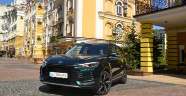 Самый дешевый гибрид в Украине: тест-драйв нового кроссовера MG ZS