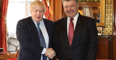 Сервер vs Brexit. Кого могут посадить раньше: Петра Порошенко или Бориса Джонсона