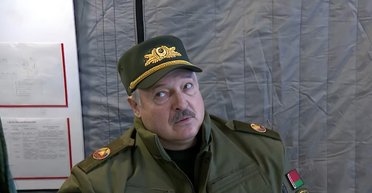 "Даремно вони себе так поводять": Лукашенко обговорив із військовими можливий напад на НАТО (відео)