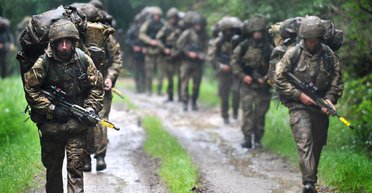 Быстрый конец войны: в ВС РФ стремительно выросло количество контрактников, — аналитик (инфографика)