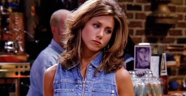 Дженнифер Энистон — 57: как менялась внешность звезды сериала "Друзья" (фото)