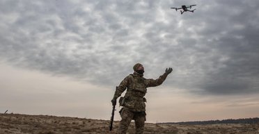 Менше дружнього вогню по дронах: військова система Delta буде розрізняти своїх та чужих