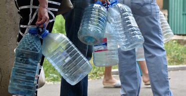 Водна криза у Донецьку: Україна могла б оголосити перемир'я заради людей, — Андрющенко (відео)