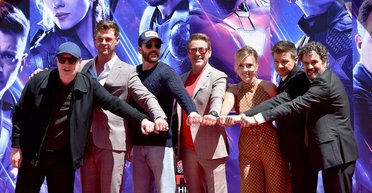 "Удалось всех собрать": звезды "Мстителей" поддержали Камалу Харрис на выборах в США (видео)