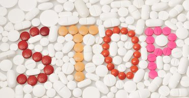 Временный запрет. Почему украинцам не рекомендуют покупать "Но-шпу" и "Новокаин"