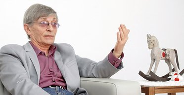 Экзотический протест. Почему украинцы не доверяют системным политикам и что с этим делать