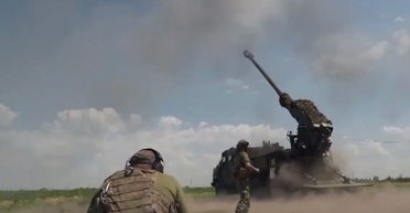 ЄС відправив Україні 400 млн від заморожених активів РФ, на них купили 18 САУ "Богдана", — посол ЄС