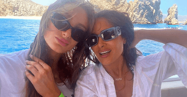 Сальма Хаєк привітала свою падчерку Матильду з днем народження (фото)