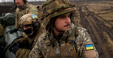 Военным ВСУ вернули доплаты в 30 тысяч гривен: есть ли риски не получить деньги