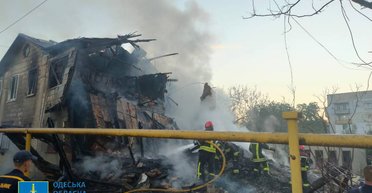 "Искандер", Х-22 и "Шахеды": РФ атаковала ночью Украину, есть жертвы и разрушения (фото, видео)