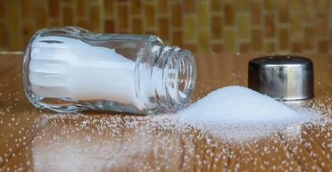 Учені з'ясували, як зробити сіль корисною: до безглуздого просто