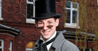 Упевнений у "минулому житті": чоловік помітив двійника на знімку 1905 року (фото)