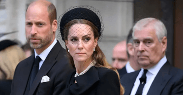 Кейт Миддлтон отправила специальное сообщение принцессе Шарлотте через сережки (фото)