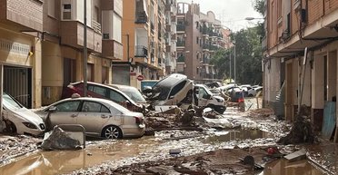 Машина ушла под воду: британка рассказала, как спаслась во время потопа в Валенсии