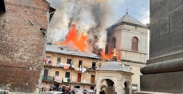 Взрывы во Львове: город атакуют дроны (фото)