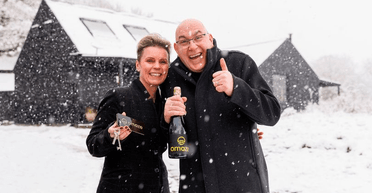 У Великій Британії сім'я виграла розкішний сучасний особняк у лотерею (фото)