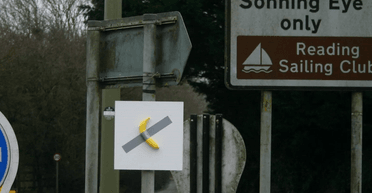 "Шедеври" на стінах: на вулицях помітили банани вартістю 24,8 млн фунтів стерлінгів (фото)