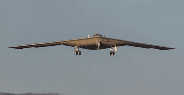 Позывной "Цербер": в США продолжаются летные испытания новейшего B-21 Raider