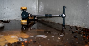 Вся Одесса ищет родных: мальчику, потерявшему маму после обстрела, некуда идти из больницы