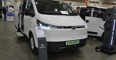 В Украине презентовали недорогой коммерческий электромобиль с богатым оснащением (фото)