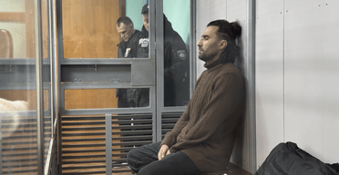 Сидітиме у СІЗО: суд визначив, що робити з водієм Mercedes, який побив велосипедиста у Києві