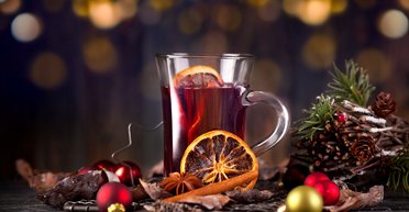 Не гірше, ніж у ресторані: рецепт домашнього глінтвейну з апельсином
