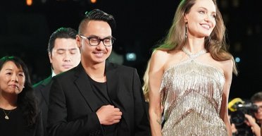 Анджеліна Джолі вийшла у світ зі старшим сином (фото)