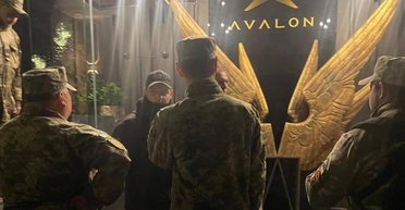 ТЦК провели массовые рейды в клубах и ресторанах Украины: что известно (видео)