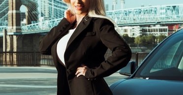 50-річна модель Playboy після розлучення з багатим чоловіком змушена таксувати (фото)