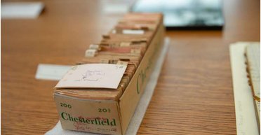 Бесценная сокровищница лингвистов: профессор на пенсии передал в архив уникальные документы (фото)