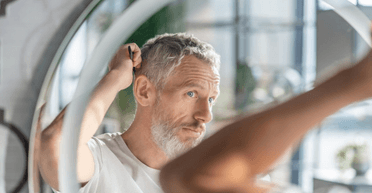 Не тільки сивина: які ознаки говорять про старіння чоловіків