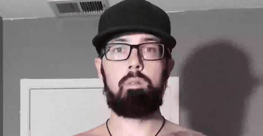 "До" і "після": як 500 віджимань за годину змінили тіло чоловіка (фото, відео)