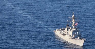 Санкции не на бумаге: эсминец США отогнал российский танкер от Венесуэлы