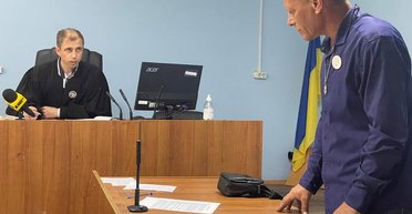 На Сумщине судят мужчину за самодельное оружие, которое он изготовил для защиты от россиян (видео)