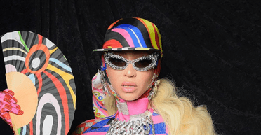 Бейонсе зʼявилася в найбільш несподіваному образі за час свого туру (фото)