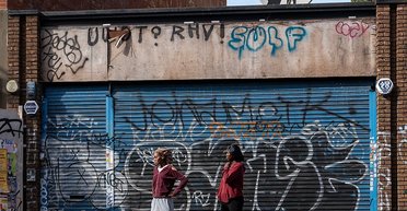 У Лондоні вкрали нову роботу Бенксі разом із супутниковою тарілкою (відео)