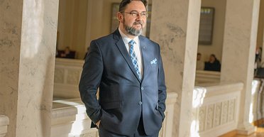 Правила для информации. Никита Потураев: "Нам не важно, кто пишет тексты. Важно, кто деньги дает"