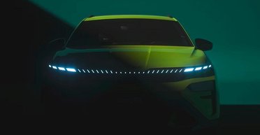 Мощный спортивный электрокроссовер Skoda рассекретили до премьеры (видео)