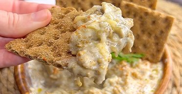 Закуска з баклажанів усього з трьох інгредієнтів: покроковий рецепт