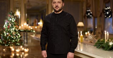 "Одне бажання на всіх — щоб він сконав": Зеленський привітав українців з Різдвом