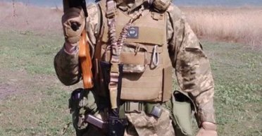 "В эваке держал свою руку на груди, чтобы не потерять": боец ВСУ рассказал о бое в Донецкой области