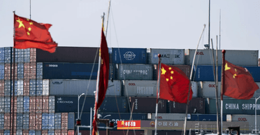 США ввели новые торговые пошлины для Китая: тарифы превысили 100%