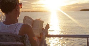 Хороший предатель. Лучшие книги месяца